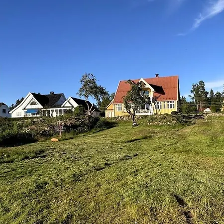 Nybygget Flott Kjellerleilighet